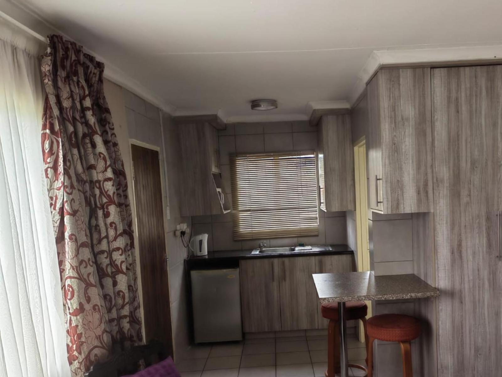 Sibahlenomhlambi Guesthouse Springs (Gauteng) Quarto foto